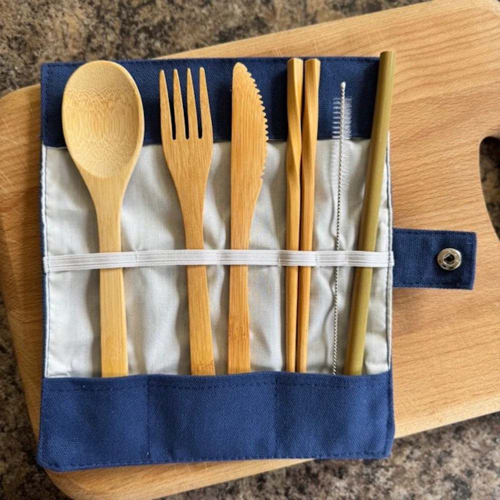 &Keep Bamboo Cutlery Set in Cotton Storage Pouch - Image 4